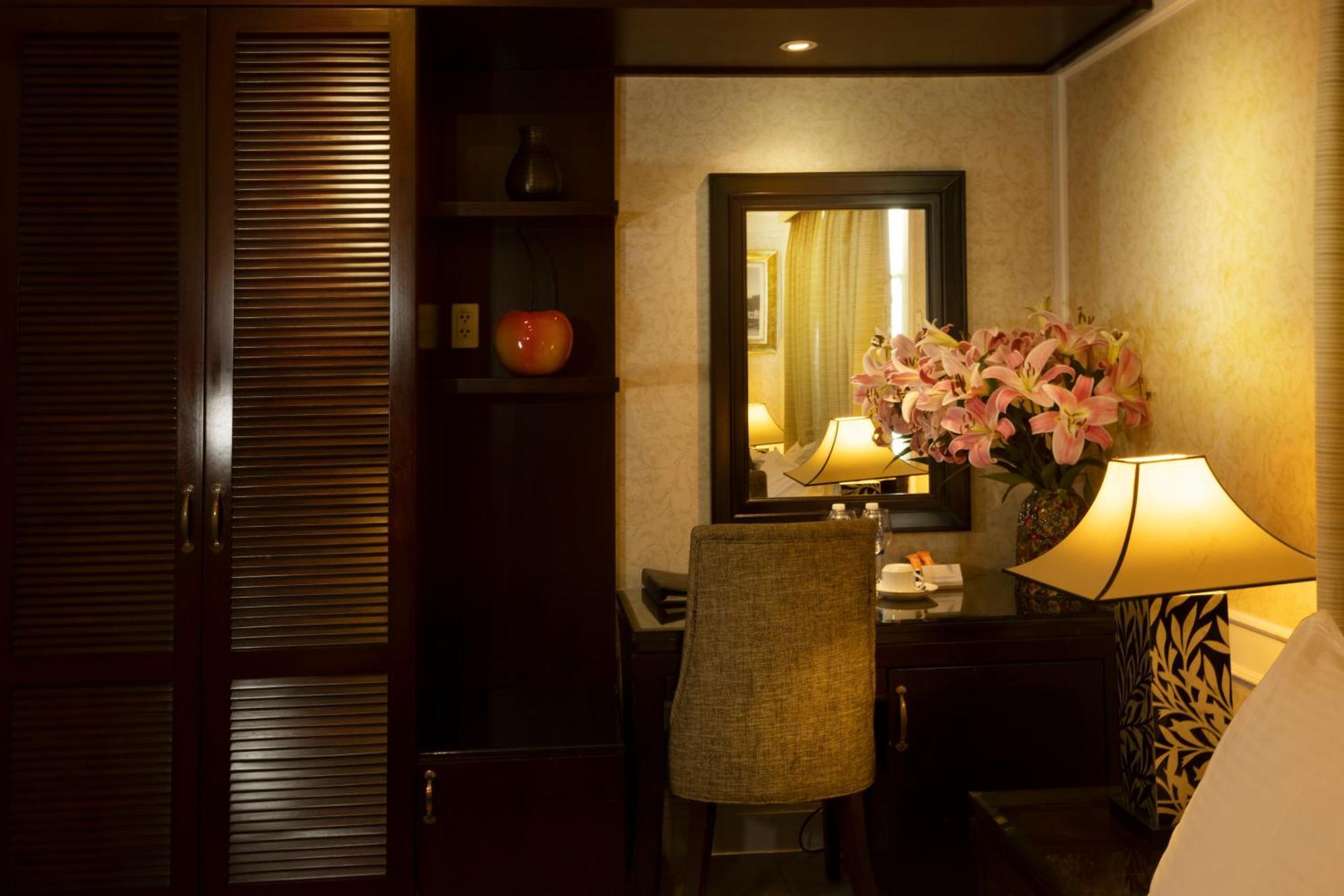 Anpha Boutique Hotel โฮจิมินห์ซิตี้ ภายนอก รูปภาพ