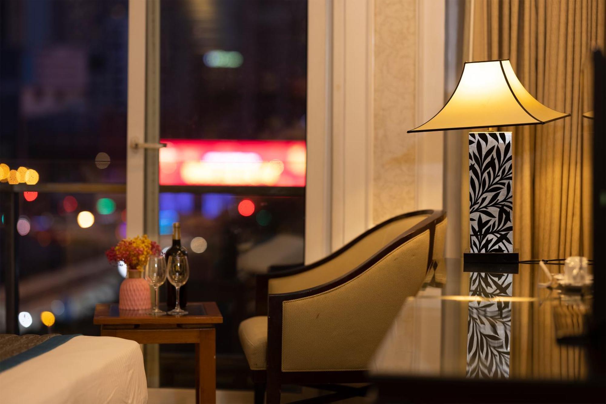 Anpha Boutique Hotel โฮจิมินห์ซิตี้ ภายนอก รูปภาพ