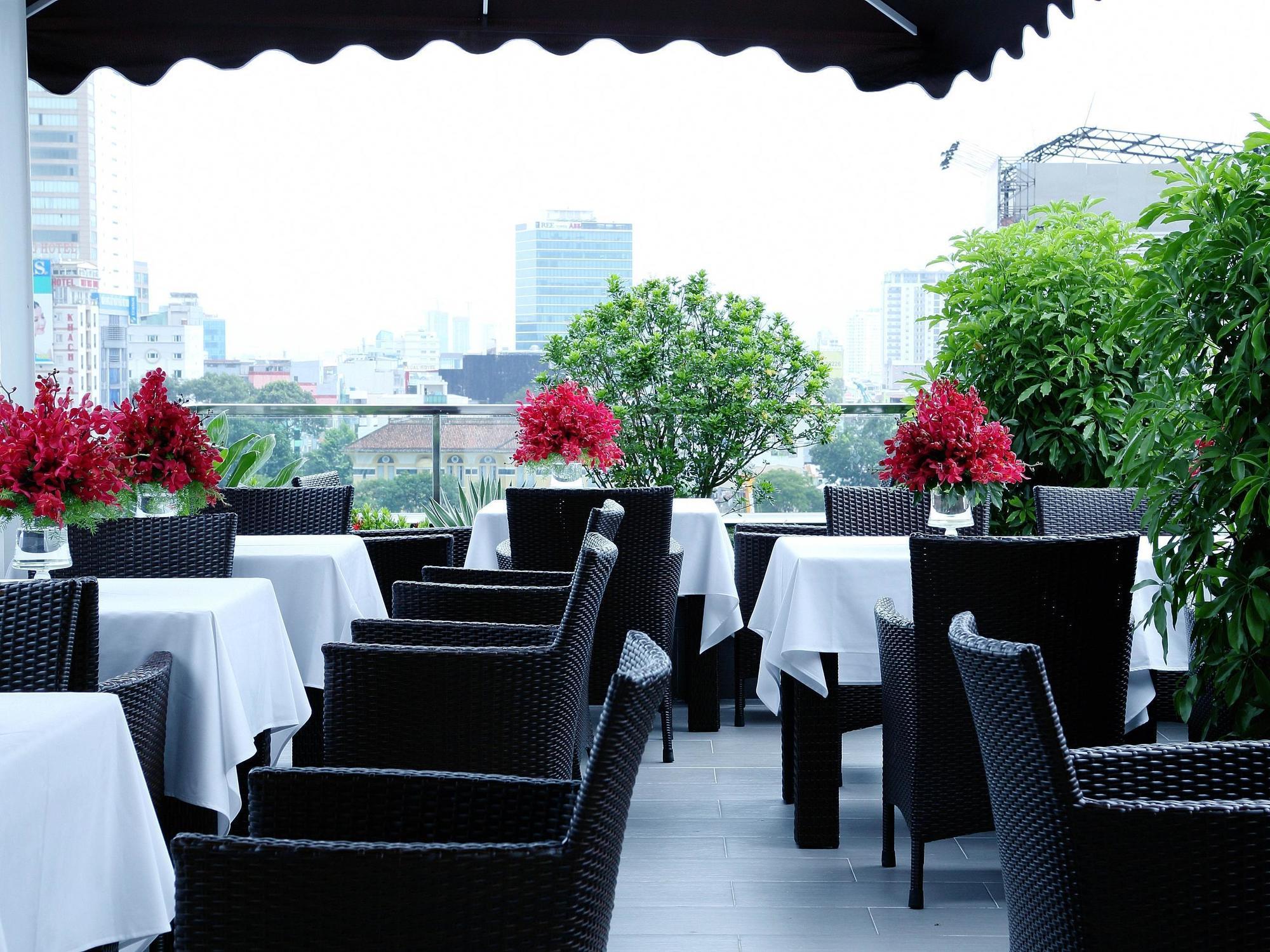 Anpha Boutique Hotel โฮจิมินห์ซิตี้ ภายนอก รูปภาพ