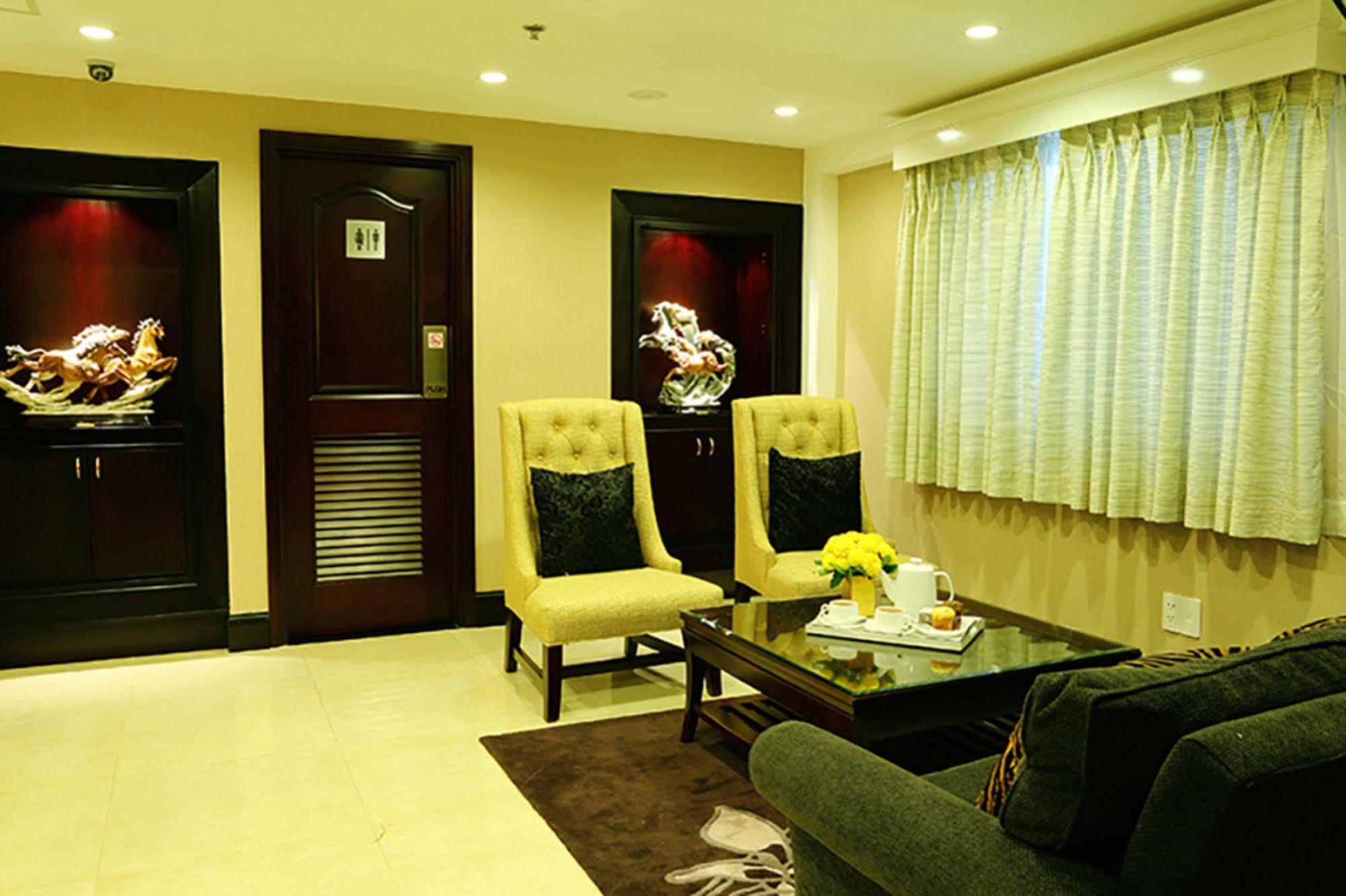 Anpha Boutique Hotel โฮจิมินห์ซิตี้ ภายนอก รูปภาพ