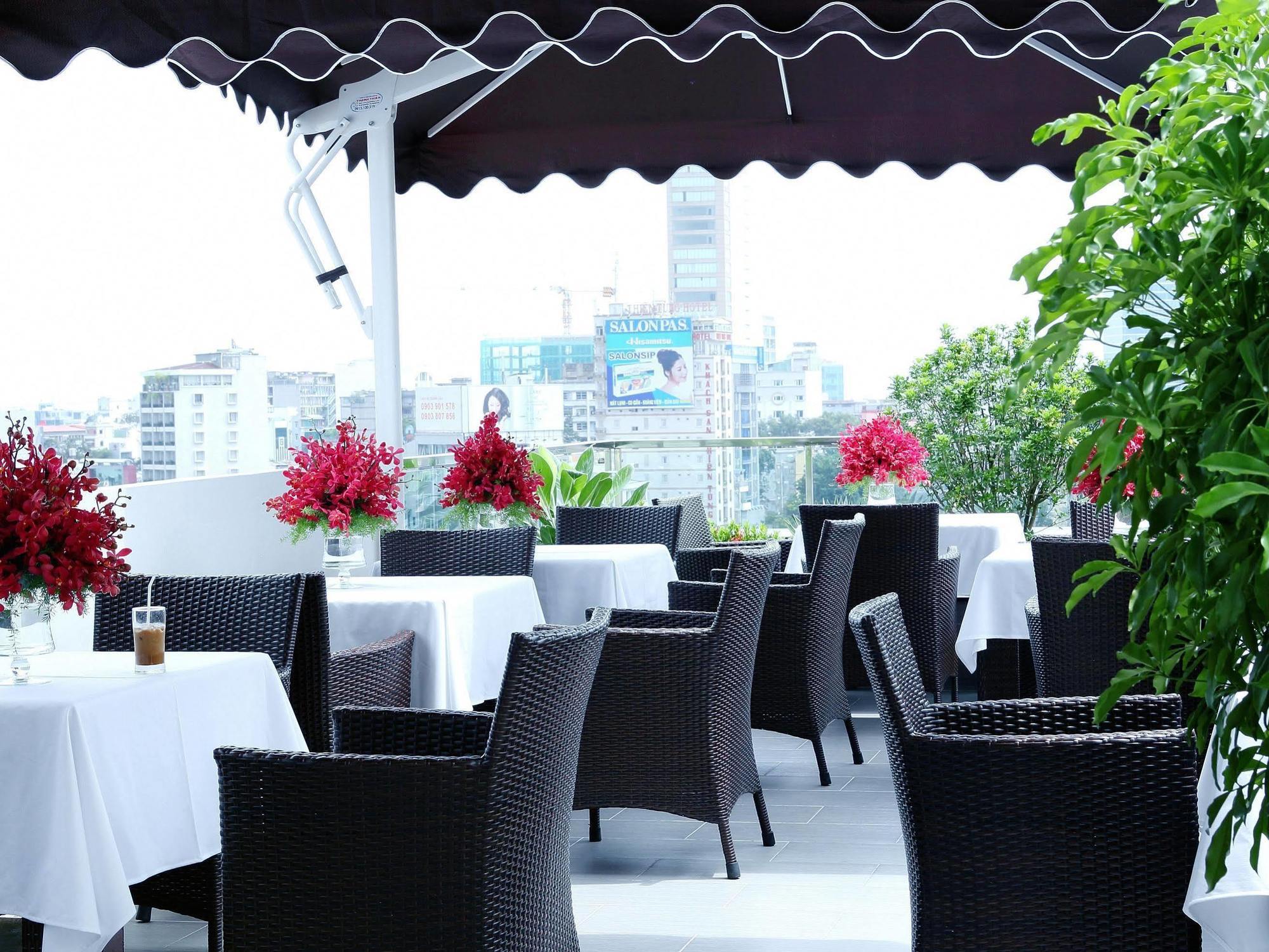 Anpha Boutique Hotel โฮจิมินห์ซิตี้ ภายนอก รูปภาพ